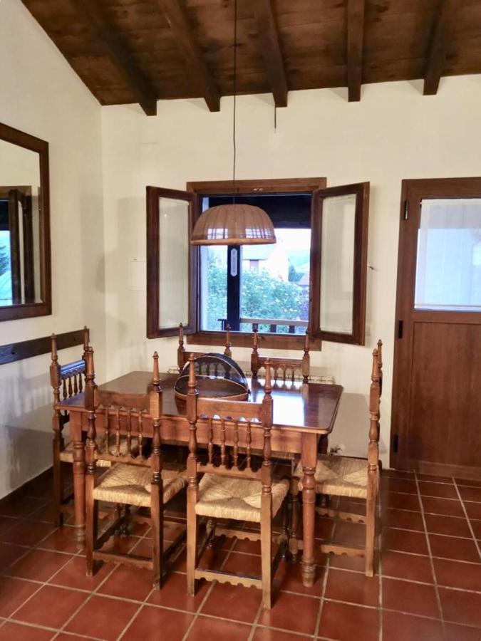 El Piornal Guest House Navarredonda de Gredos Luaran gambar