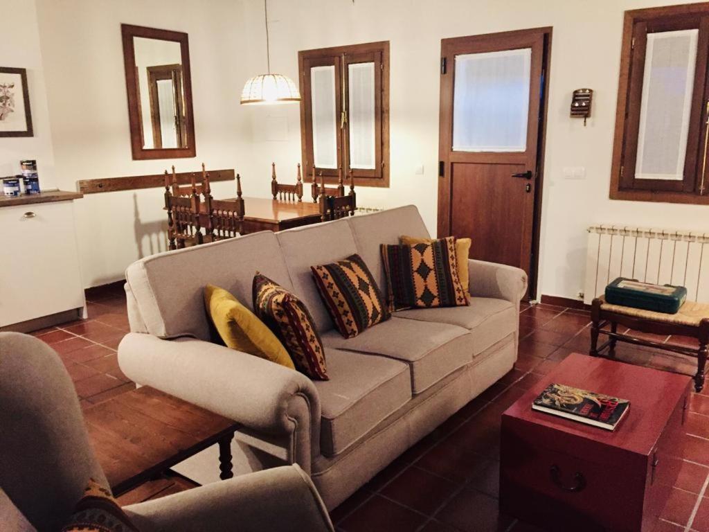 El Piornal Guest House Navarredonda de Gredos Luaran gambar
